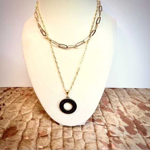 Auth Louis Vuitton black pendant charm gold plated necklace - Picture 2 of 4